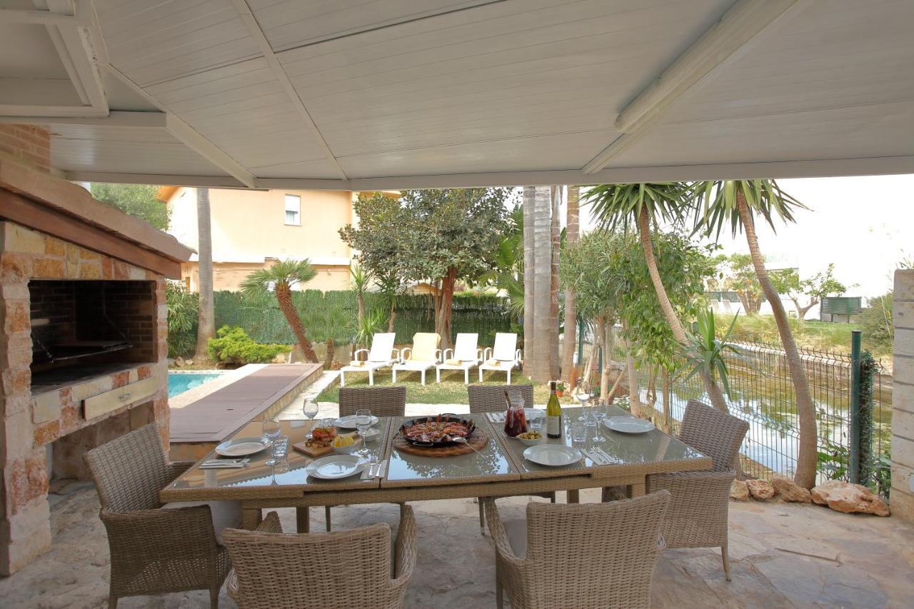 Tropical Garden, Villa With Pool Near The Beach アルクディア エクステリア 写真